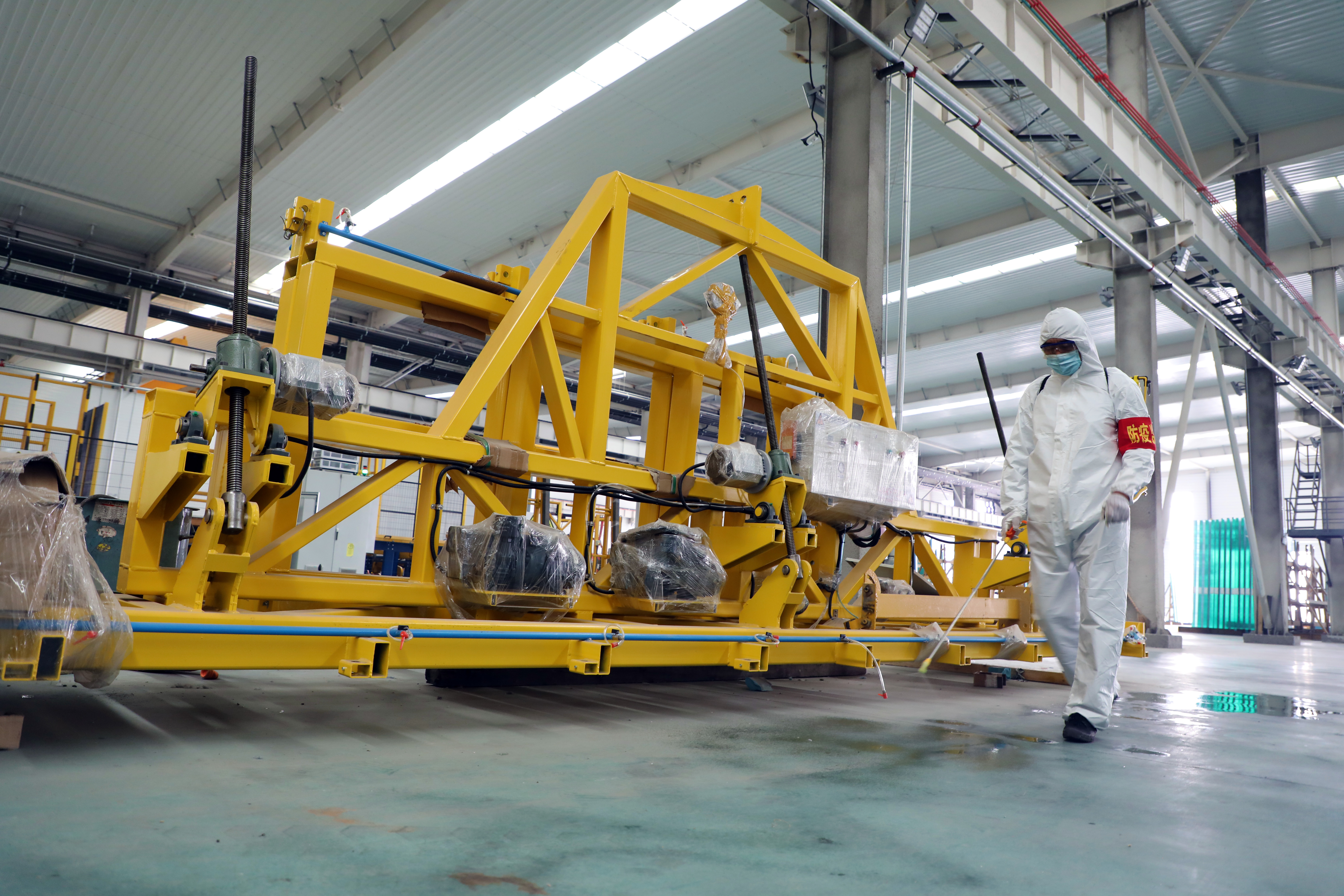 安彩高科:抗疫路上,從來都是“雙向奔赴”!